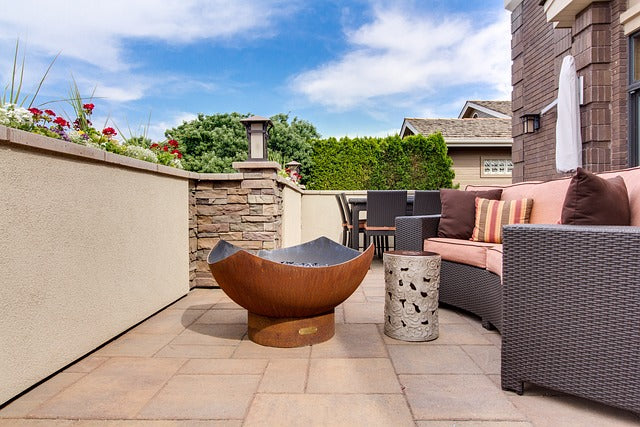 outdoor living space